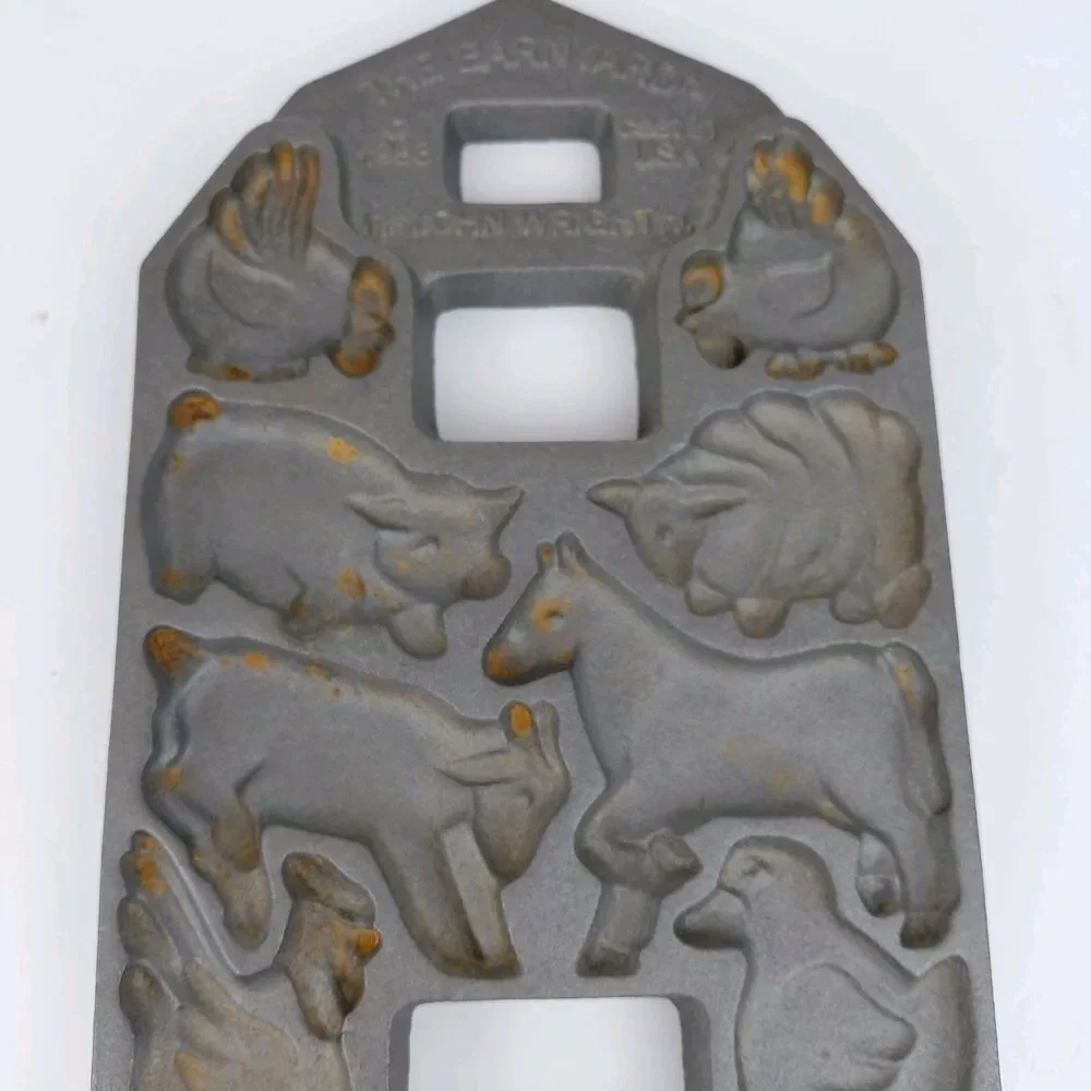 John Wright 1988 Barnyard Cast Iron Cookie Cornbread  Baking Mold Farm 2 sided